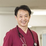 患者様と二人三脚で行うリハビリテーション。理学療法士は、患者様に最も近い存在の医療職です。