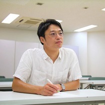 鉄道員から理学療法士にキャリアチェンジ。仲間に刺激をもらいながら、毎日成長しています！