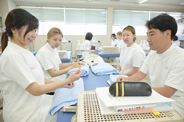 【東洋ブログ 大希のつぶやき】日本鍼灸の技 片手挿管