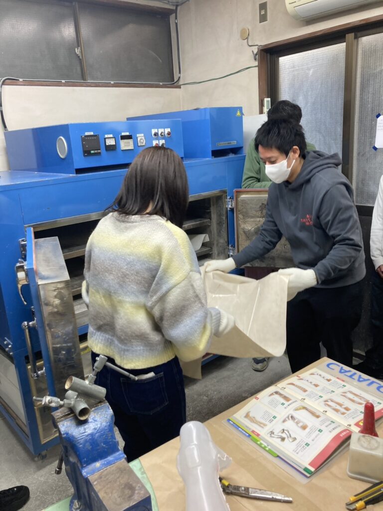 理学療法士を支える装具を作製する-完成編-