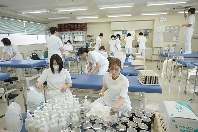 【東洋ブログ 大希のつぶやき】大掃除の実技室